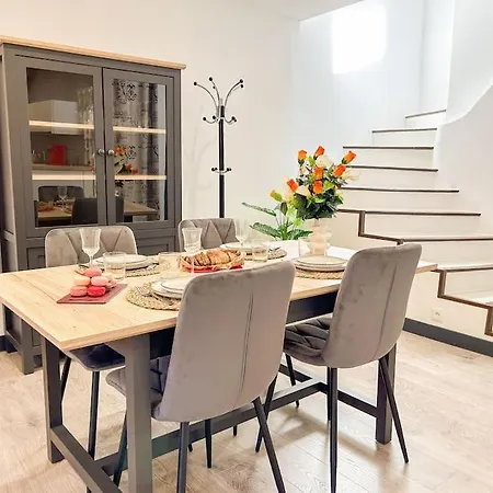 Daire Duplex Refait A Neuf Au Coeur De Sanary-sur-Mer