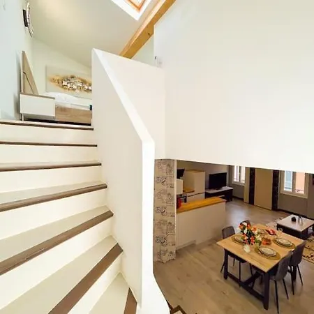 Duplex Refait A Neuf Au Coeur De Apartamento