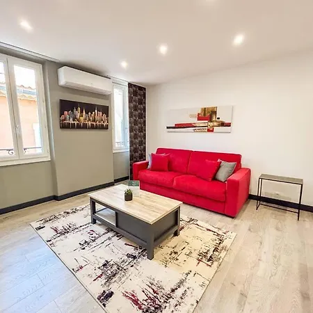 Duplex Refait A Neuf Au Coeur De
