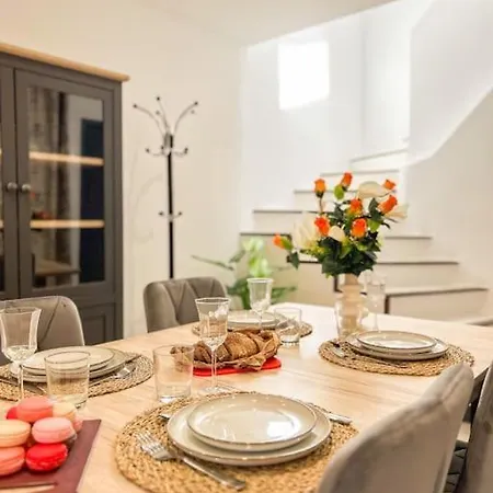아파트 Duplex Refait A Neuf Au Coeur De 사나리쉬르메르